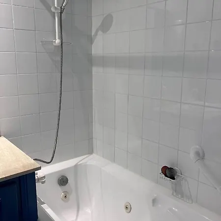 La Vue Est Belle Apartmán